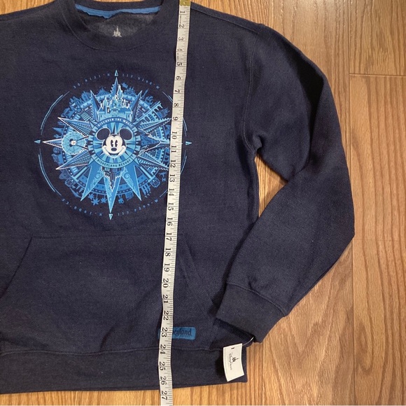 NWT Disneyland Long Sleeve Shirt - Size Small - Picture 10 of 10